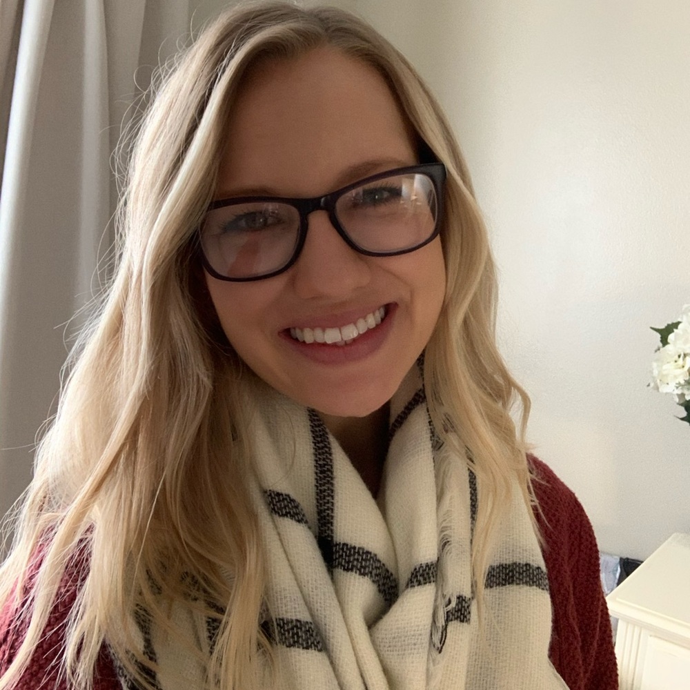 Meet your Posher, Brooke